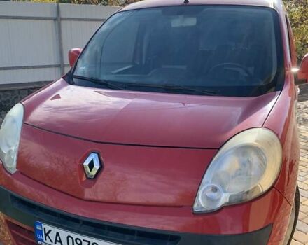 Рено Кєнгу 2011 у Києві на Automoto.ua Червоний Рено Кєнгу, об'ємом двигуна 1.6 л та пробігом 249 тис. км за 7000 $, фото 1 на Automoto.ua