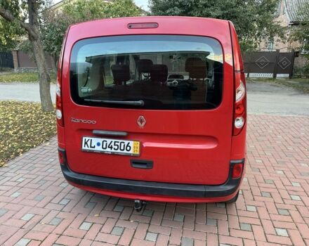Красный Рено Кенгу, объемом двигателя 1.6 л и пробегом 180 тыс. км за 7550 $, фото 5 на Automoto.ua