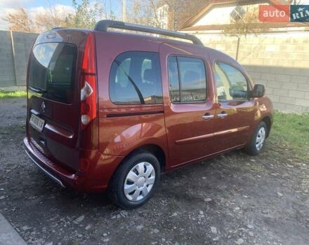 Красный Рено Кенгу, объемом двигателя 1.6 л и пробегом 154 тыс. км за 9400 $, фото 3 на Automoto.ua