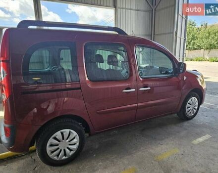 Красный Рено Кенгу, объемом двигателя 1.5 л и пробегом 184 тыс. км за 8300 $, фото 2 на Automoto.ua