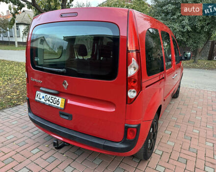 Красный Рено Кенгу, объемом двигателя 1.6 л и пробегом 180 тыс. км за 7550 $, фото 29 на Automoto.ua
