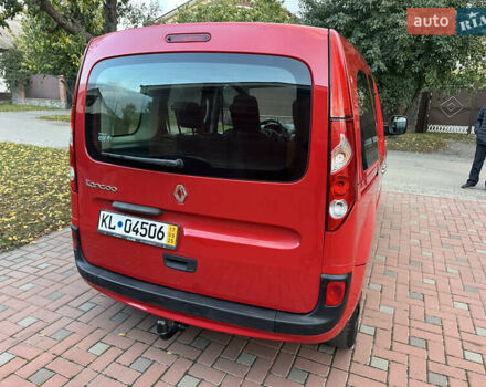 Красный Рено Кенгу, объемом двигателя 1.6 л и пробегом 180 тыс. км за 7550 $, фото 30 на Automoto.ua