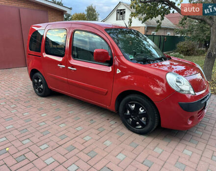 Красный Рено Кенгу, объемом двигателя 1.6 л и пробегом 180 тыс. км за 7550 $, фото 13 на Automoto.ua