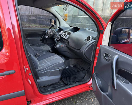 Червоний Рено Кєнгу, об'ємом двигуна 1.5 л та пробігом 248 тис. км за 6400 $, фото 11 на Automoto.ua