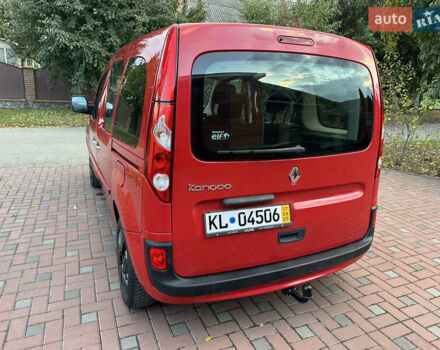 Красный Рено Кенгу, объемом двигателя 1.6 л и пробегом 180 тыс. км за 7550 $, фото 35 на Automoto.ua
