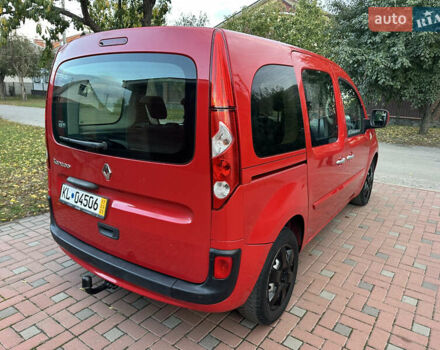 Красный Рено Кенгу, объемом двигателя 1.6 л и пробегом 180 тыс. км за 7550 $, фото 28 на Automoto.ua