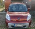 Красный Рено Кенгу, объемом двигателя 1.6 л и пробегом 154 тыс. км за 9400 $, фото 1 на Automoto.ua