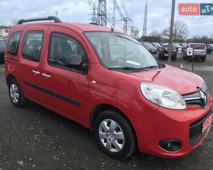 Красный Рено Кенгу, объемом двигателя 1.6 л и пробегом 251 тыс. км за 7750 $, фото 3 на Automoto.ua