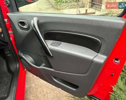 Червоний Рено Кєнгу, об'ємом двигуна 1.5 л та пробігом 148 тис. км за 8300 $, фото 24 на Automoto.ua