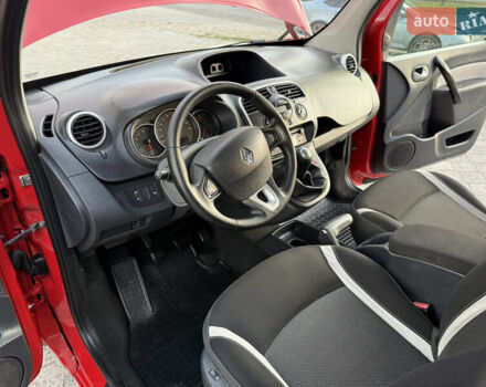 Красный Рено Кенгу, объемом двигателя 1.5 л и пробегом 172 тыс. км за 11499 $, фото 119 на Automoto.ua