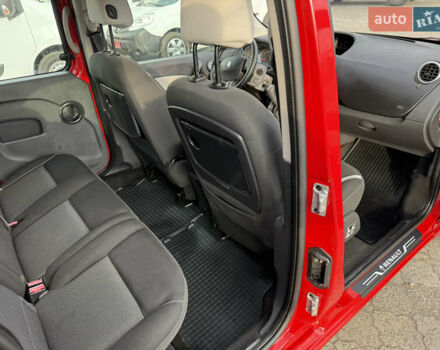 Красный Рено Кенгу, объемом двигателя 1.5 л и пробегом 172 тыс. км за 11499 $, фото 42 на Automoto.ua