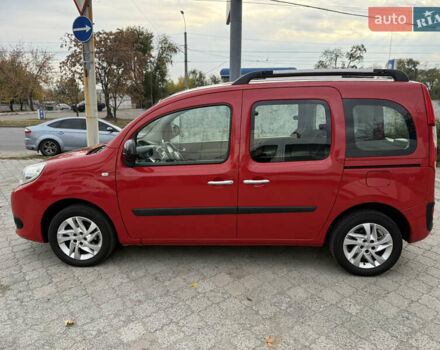 Красный Рено Кенгу, объемом двигателя 1.5 л и пробегом 172 тыс. км за 11499 $, фото 27 на Automoto.ua