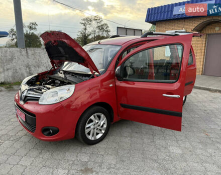Красный Рено Кенгу, объемом двигателя 1.5 л и пробегом 172 тыс. км за 11499 $, фото 110 на Automoto.ua