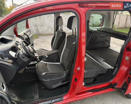 Красный Рено Кенгу, объемом двигателя 1.5 л и пробегом 172 тыс. км за 11499 $, фото 85 на Automoto.ua