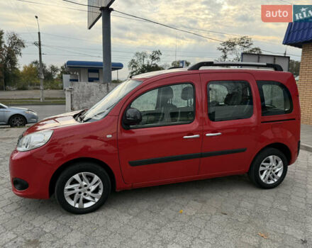 Красный Рено Кенгу, объемом двигателя 1.5 л и пробегом 172 тыс. км за 11499 $, фото 28 на Automoto.ua