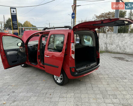 Красный Рено Кенгу, объемом двигателя 1.5 л и пробегом 172 тыс. км за 11499 $, фото 106 на Automoto.ua