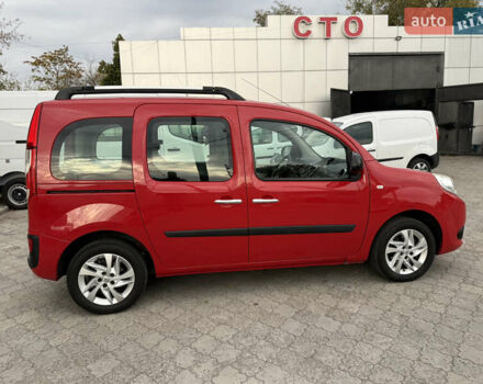 Красный Рено Кенгу, объемом двигателя 1.5 л и пробегом 172 тыс. км за 11499 $, фото 14 на Automoto.ua