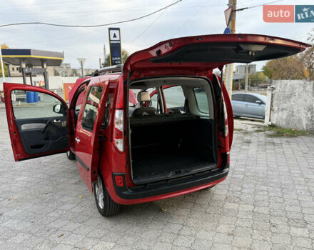 Красный Рено Кенгу, объемом двигателя 1.5 л и пробегом 172 тыс. км за 11499 $, фото 105 на Automoto.ua