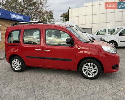 Красный Рено Кенгу, объемом двигателя 1.5 л и пробегом 172 тыс. км за 11499 $, фото 12 на Automoto.ua