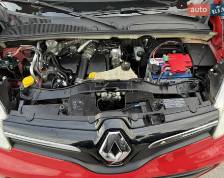 Красный Рено Кенгу, объемом двигателя 1.5 л и пробегом 172 тыс. км за 11499 $, фото 89 на Automoto.ua