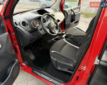 Красный Рено Кенгу, объемом двигателя 1.5 л и пробегом 172 тыс. км за 11499 $, фото 55 на Automoto.ua