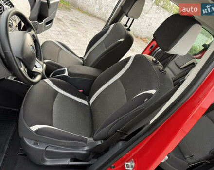 Красный Рено Кенгу, объемом двигателя 1.5 л и пробегом 172 тыс. км за 11499 $, фото 61 на Automoto.ua