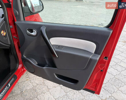 Красный Рено Кенгу, объемом двигателя 1.5 л и пробегом 172 тыс. км за 11499 $, фото 39 на Automoto.ua