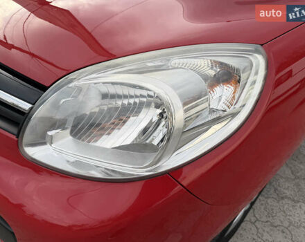 Красный Рено Кенгу, объемом двигателя 1.5 л и пробегом 172 тыс. км за 11499 $, фото 37 на Automoto.ua