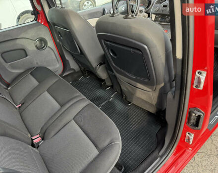 Красный Рено Кенгу, объемом двигателя 1.5 л и пробегом 172 тыс. км за 11499 $, фото 53 на Automoto.ua