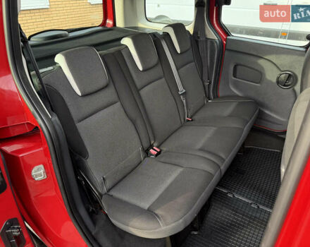 Красный Рено Кенгу, объемом двигателя 1.5 л и пробегом 172 тыс. км за 11499 $, фото 49 на Automoto.ua