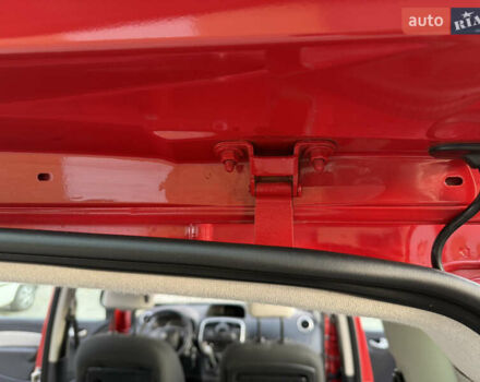 Красный Рено Кенгу, объемом двигателя 1.5 л и пробегом 172 тыс. км за 11499 $, фото 114 на Automoto.ua