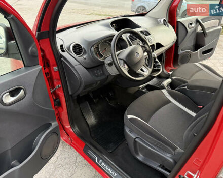 Красный Рено Кенгу, объемом двигателя 1.5 л и пробегом 172 тыс. км за 11499 $, фото 87 на Automoto.ua