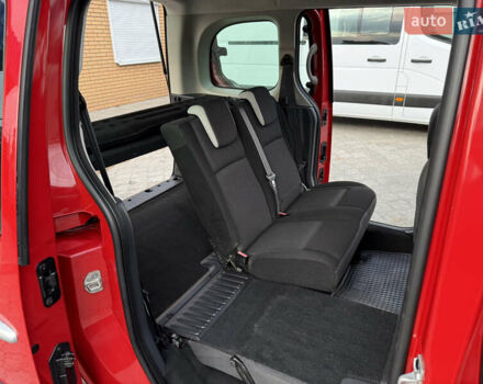 Красный Рено Кенгу, объемом двигателя 1.5 л и пробегом 172 тыс. км за 11499 $, фото 83 на Automoto.ua