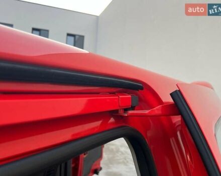 Рено Кенгу 2015 в Киеве на Automoto.ua Красный Рено Кенгу, объемом двигателя 1.5 л и пробегом 205 тыс. км за 12250 $, фото 47 на Automoto.ua