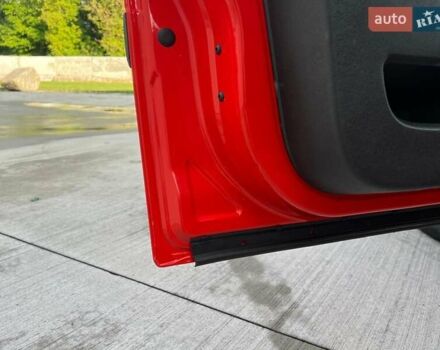 Рено Кенгу 2015 в Киеве на Automoto.ua Красный Рено Кенгу, объемом двигателя 1.5 л и пробегом 205 тыс. км за 12250 $, фото 44 на Automoto.ua