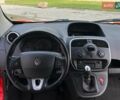Рено Кенгу 2015 в Киеве на Automoto.ua Красный Рено Кенгу, объемом двигателя 1.5 л и пробегом 205 тыс. км за 12250 $, фото 84 на Automoto.ua