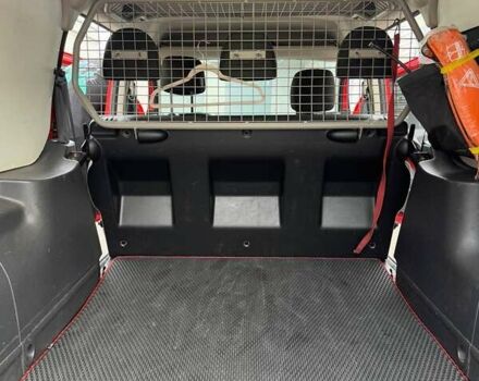 Червоний Рено Кєнгу, об'ємом двигуна 1.5 л та пробігом 257 тис. км за 10450 $, фото 12 на Automoto.ua