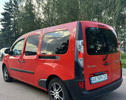 Красный Рено Кенгу, объемом двигателя 0 л и пробегом 99 тыс. км за 9000 $, фото 6 на Automoto.ua