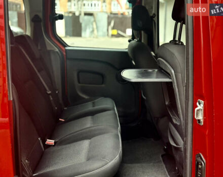 Червоний Рено Кєнгу, об'ємом двигуна 1.5 л та пробігом 170 тис. км за 12850 $, фото 15 на Automoto.ua