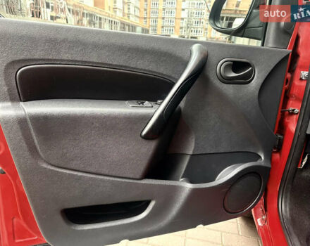 Червоний Рено Кєнгу, об'ємом двигуна 1.5 л та пробігом 170 тис. км за 12850 $, фото 11 на Automoto.ua