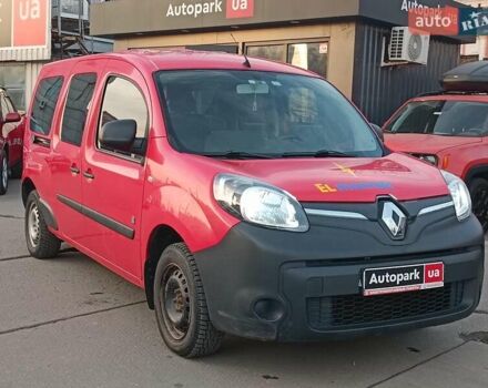 Красный Рено Кенгу, объемом двигателя 0 л и пробегом 82 тыс. км за 7990 $, фото 9 на Automoto.ua