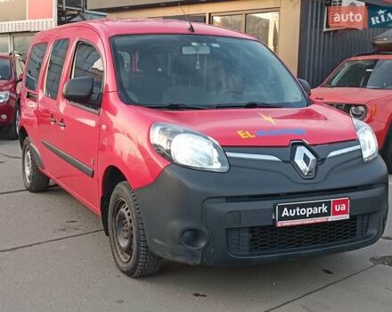 Красный Рено Кенгу, объемом двигателя 0 л и пробегом 82 тыс. км за 7990 $, фото 2 на Automoto.ua