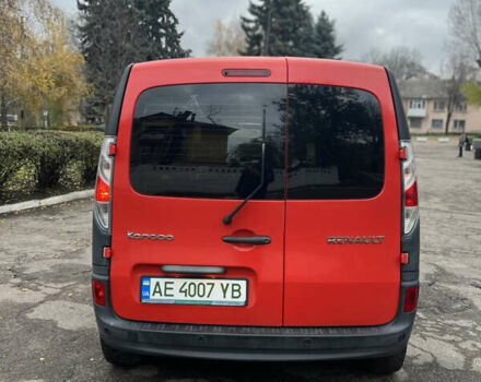 Красный Рено Кенгу, объемом двигателя 0 л и пробегом 56 тыс. км за 6700 $, фото 13 на Automoto.ua