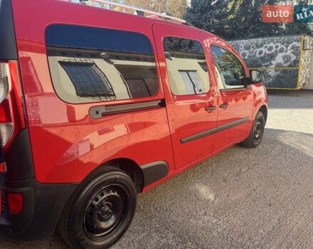 Красный Рено Кенгу, объемом двигателя 1.5 л и пробегом 220 тыс. км за 11000 $, фото 8 на Automoto.ua