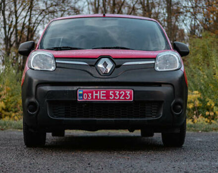 Красный Рено Кенгу, объемом двигателя 0 л и пробегом 40 тыс. км за 9000 $, фото 6 на Automoto.ua