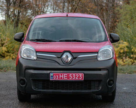 Красный Рено Кенгу, объемом двигателя 0 л и пробегом 40 тыс. км за 9000 $, фото 5 на Automoto.ua