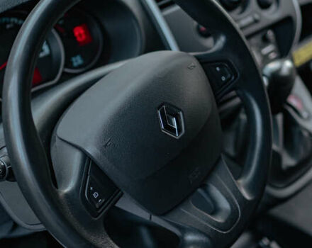 Красный Рено Кенгу, объемом двигателя 0 л и пробегом 40 тыс. км за 9000 $, фото 27 на Automoto.ua