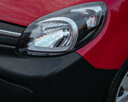 Красный Рено Кенгу, объемом двигателя 0 л и пробегом 40 тыс. км за 9000 $, фото 20 на Automoto.ua