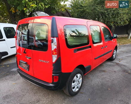 Красный Рено Кенгу, объемом двигателя 0 л и пробегом 53 тыс. км за 11499 $, фото 2 на Automoto.ua