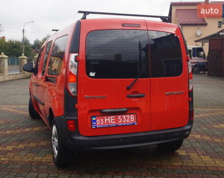 Рено Кенгу 2019 в Самборе на Automoto.ua Красный Рено Кенгу, объемом двигателя 0 л и пробегом 76 тыс. км за 11000 $, фото 8 на Automoto.ua